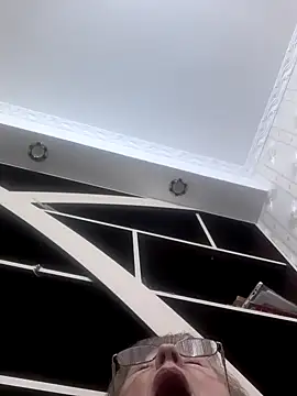 Snapshot of AlikaSwan5821 chatting on October 2025 07:37:01 PM AlikaSwan5821 online show from October 2025 07:37:01 PM