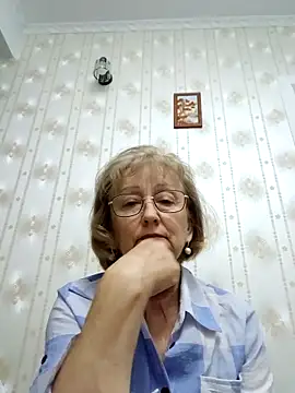 Snapshot of AlikaSwan5821 chatting on November 2025 01:55:02 PM AlikaSwan5821 online show from November 2025 01:55:02 PM