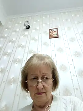 Snapshot of AlikaSwan5821 chatting on November 2025 07:24:01 PM AlikaSwan5821 online show from November 2025 07:24:01 PM