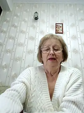 Snapshot of AlikaSwan5821 chatting on November 2025 08:30:02 PM AlikaSwan5821 online show from November 2025 08:30:02 PM