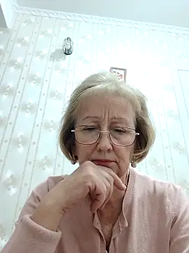 Snapshot of AlikaSwan5821 chatting on November 2025 08:14:01 PM AlikaSwan5821 online show from November 2025 08:14:01 PM