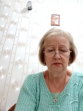 Snapshot of AlikaSwan5821 chatting on November 2025 08:02:02 PM AlikaSwan5821 online show from November 2025 08:02:02 PM