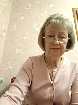 Snapshot of AlikaSwan5821 chatting on November 2025 03:37:02 PM AlikaSwan5821 online show from November 2025 03:37:02 PM