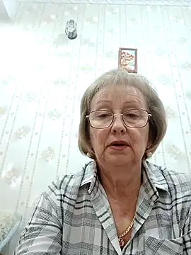 Snapshot of AlikaSwan5821 chatting on December 2025 08:36:02 PM AlikaSwan5821 online show from December 2025 08:36:02 PM