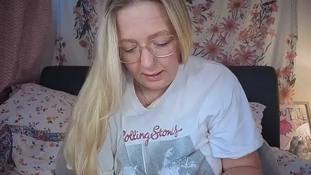 Daisyxoxo  online show from January 2026 09:47:01 AM