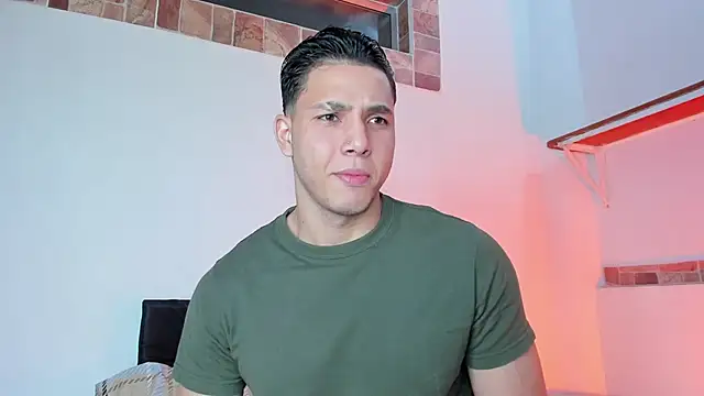 Snapshot of max_valiant1 chatting on September 2025 03:52:02 AM max valiant1 online show from September 2025 03:52:02 AM