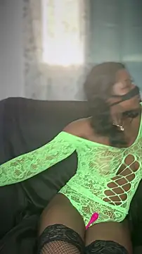  foreigntitts online show from October 2025 04:09:02 PM