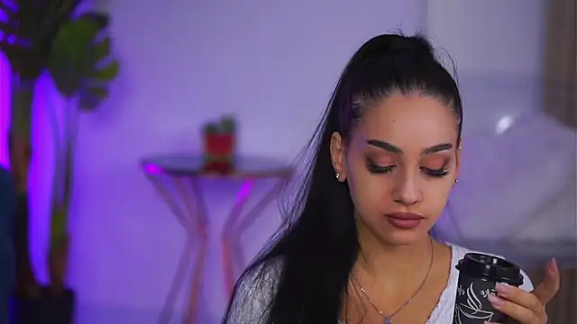 NinaSolenne online show from December 2025 07:56:02 PM