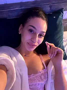 NinaSolenne online show from January 2026 09:39:02 PM