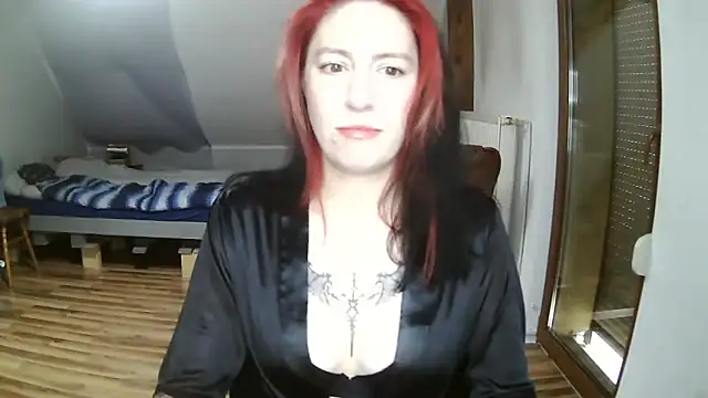 Snapshot of JudyFetish chatting on October 2025 06:14:01 AM JudyFetish online show from October 2025 06:14:01 AM