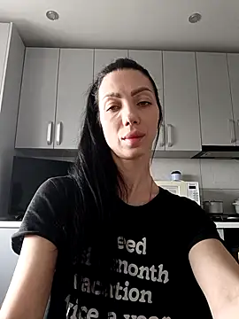 Snapshot of Princessa99885 chatting on April 2026 07:37:02 AM Princessa99885 online show from April 2026 07:37:02 AM