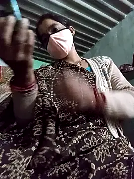 Snapshot of MISS_LOVE_001 chatting on October 2025 02:19:01 PM MISS LOVE 001 online show from October 2025 02:19:01 PM