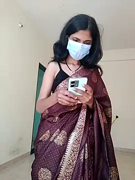 Shivani2002 online show from December 2025 07:15:02 AM