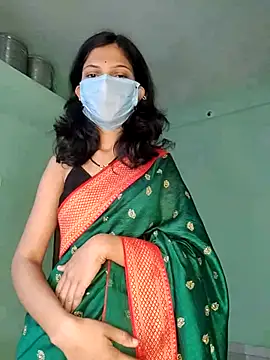 Shivani2002 online show from February 2026 03:26:02 AM