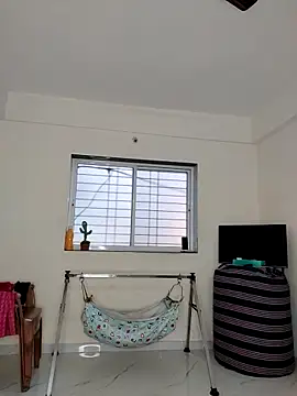 Shivani2002 online show from April 2026 01:14:01 AM