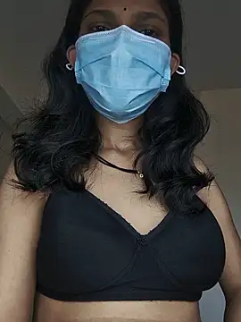 Shivani2002 online show from June 2026 02:51:01 AM