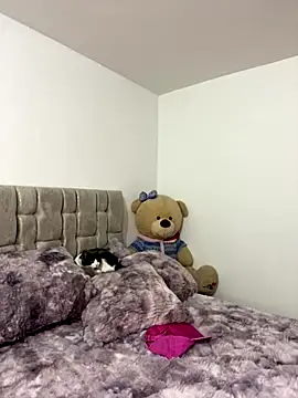 Cutie blondie online show from October 2025 11:14:01 PM