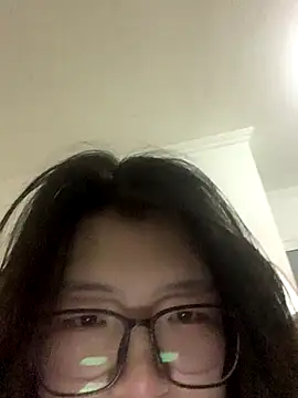 Snapshot of SSlady521 chatting on October 2025 04:59:02 PM SSlady521 online show from October 2025 04:59:02 PM