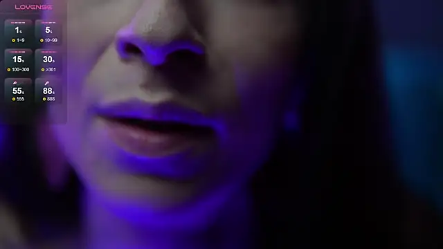 Snapshot of RubyRosa chatting on September 2025 09:25:02 PM RubyRosa online show from September 2025 09:25:02 PM