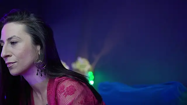 Snapshot of RubyRosa chatting on November 2025 11:04:02 PM RubyRosa online show from November 2025 11:04:02 PM