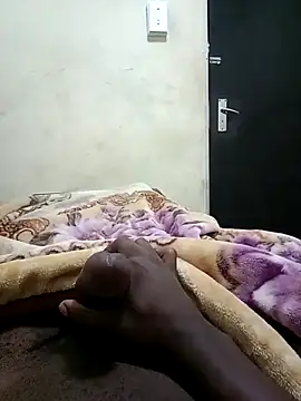 Snapshot of thabang2222 chatting on October 2025 03:07:01 AM thabang2222 online show from October 2025 03:07:01 AM