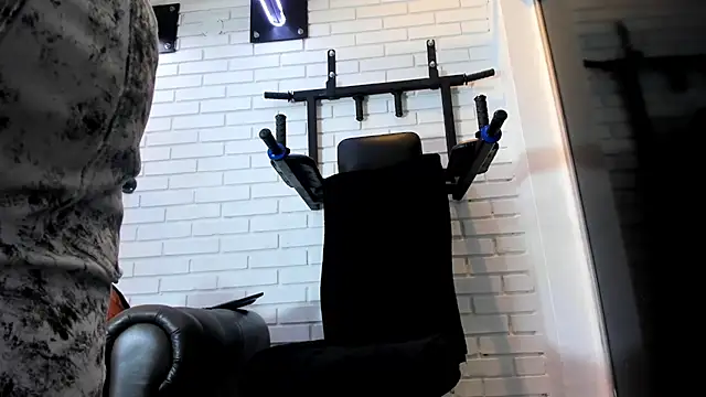 ItaloMoore online show from February 2026 11:31:01 AM