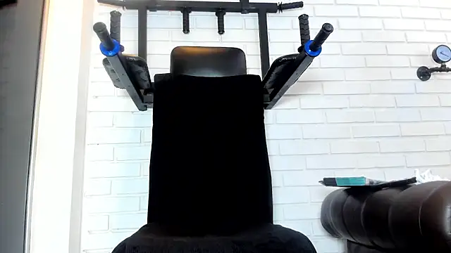 ItaloMoore online show from February 2026 12:28:02 PM