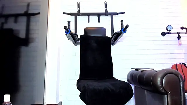 ItaloMoore online show from March 2026 11:16:01 AM