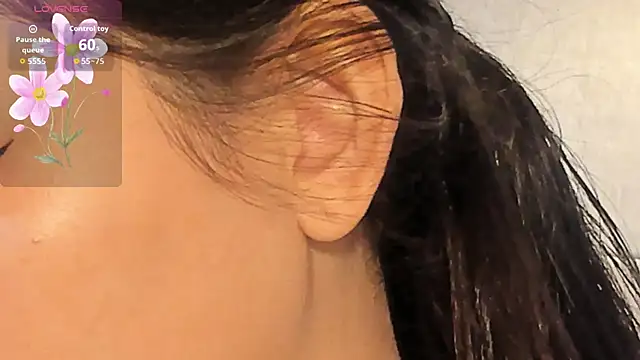 VioletHilton online show from October 2025 07:29:02 PM