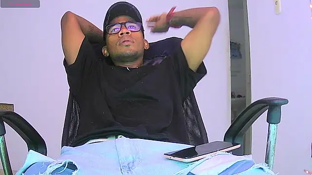 Clangel19 online show from January 2026 06:56:02 PM