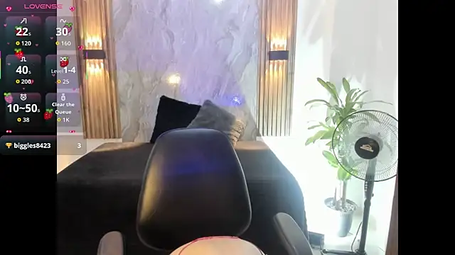 Snapshot of Melodylane chatting on November 2025 11:09:02 AM Melodylane online show from November 2025 11:09:02 AM