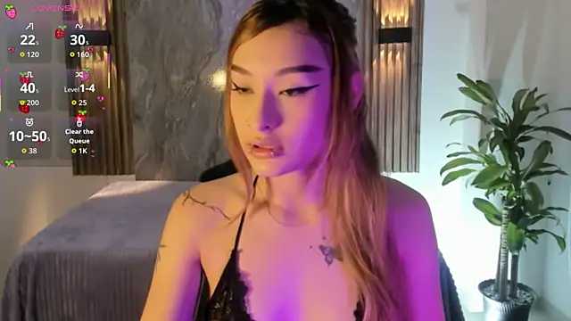 Snapshot of Melodylane chatting on November 2025 12:20:01 PM Melodylane online show from November 2025 12:20:01 PM