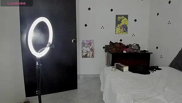 Snapshot of samaramour chatting on November 2025 11:54:01 AM samaramour online show from November 2025 11:54:01 AM