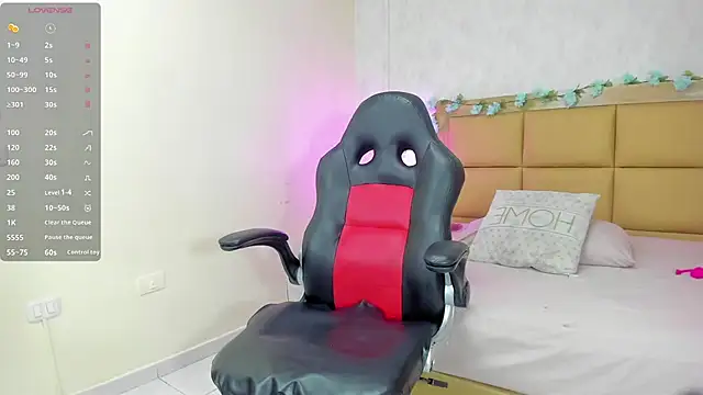 MELISSAROUGE online show from February 2026 07:42:02 PM