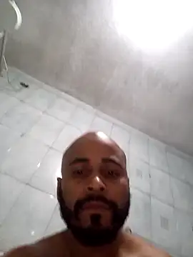 Snapshot of reisloko chatting on September 2025 09:07:02 PM reisloko online show from September 2025 09:07:02 PM