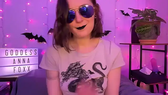 mistressannafoxx online show from December 2025 09:45:02 PM