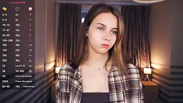 NylaNadler online show from October 2025 06:09:01 AM