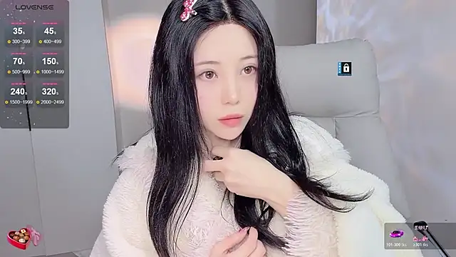 Amy-i online show from February 2026 06:48:01 PM