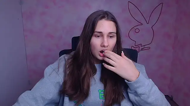 Stefanie Sweet online show from January 2026 06:49:01 AM