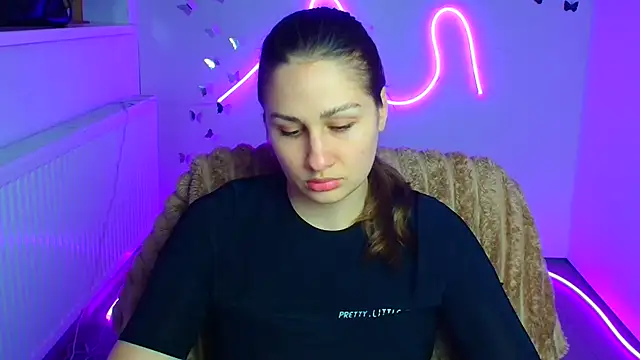 Stefanie Sweet online show from April 2026 05:54:01 AM