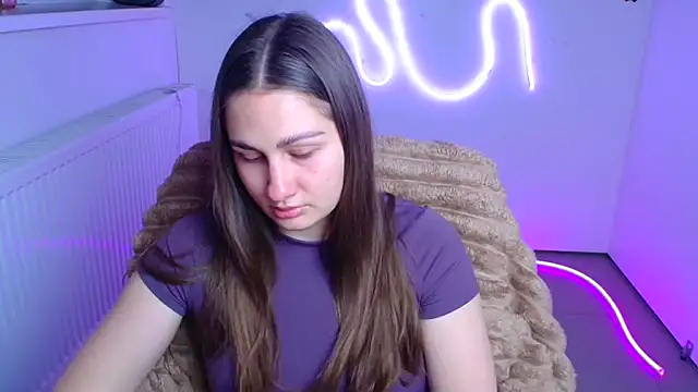 Snapshot of Stefanie_Sweet chatting on May 2026 06:19:02 AM Stefanie Sweet online show from May 2026 06:19:02 AM