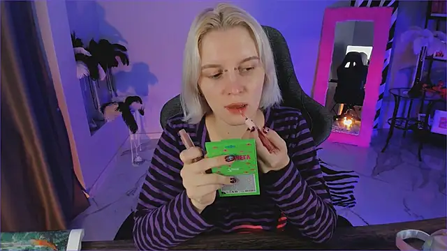 BethanyCloud online show from December 2025 05:17:02 AM