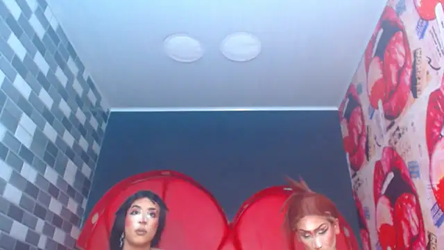 Snapshot of julessxcharlotte chatting on November 2025 02:07:02 PM julessxcharlotte online show from November 2025 02:07:02 PM