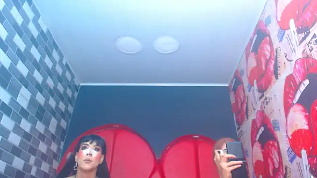 Snapshot of julessxcharlotte chatting on November 2025 02:07:02 PM julessxcharlotte online show from November 2025 02:07:02 PM