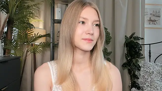 Snapshot of ChinBonnell chatting on September 2025 05:51:02 AM ChinBonnell online show from September 2025 05:51:02 AM