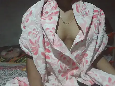 Snapshot of mala2580 chatting on November 2025 05:01:02 PM mala2580 online show from November 2025 05:01:02 PM