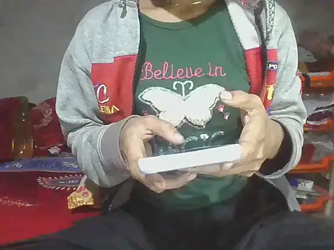 Snapshot of mala2580 chatting on December 2025 05:18:02 PM mala2580 online show from December 2025 05:18:02 PM