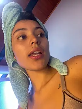 Snapshot of hotwife26 chatting on October 2025 03:16:01 PM hotwife26 online show from October 2025 03:16:01 PM