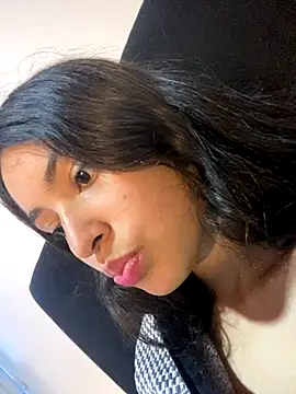 Snapshot of hotwife26 chatting on November 2025 05:03:02 PM hotwife26 online show from November 2025 05:03:02 PM