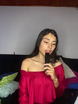 Snapshot of hotwife26 chatting on December 2025 09:53:02 PM hotwife26 online show from December 2025 09:53:02 PM